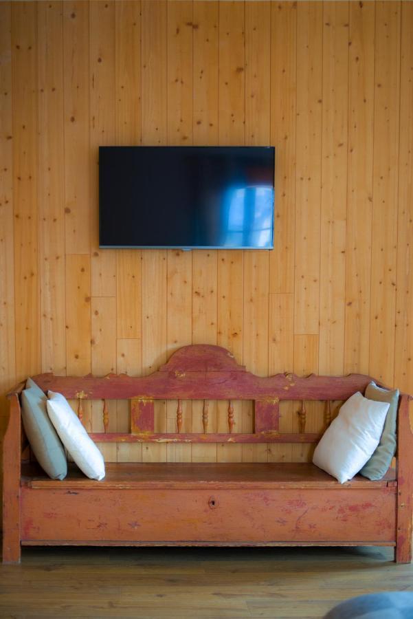 オンフルール ア レコール ビュイソニエール Bed & Breakfast エクステリア 写真