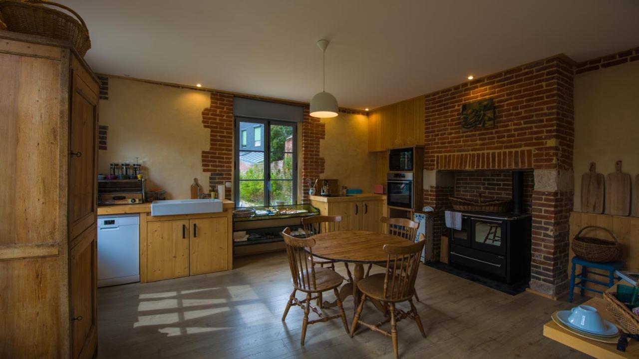 オンフルール ア レコール ビュイソニエール Bed & Breakfast エクステリア 写真