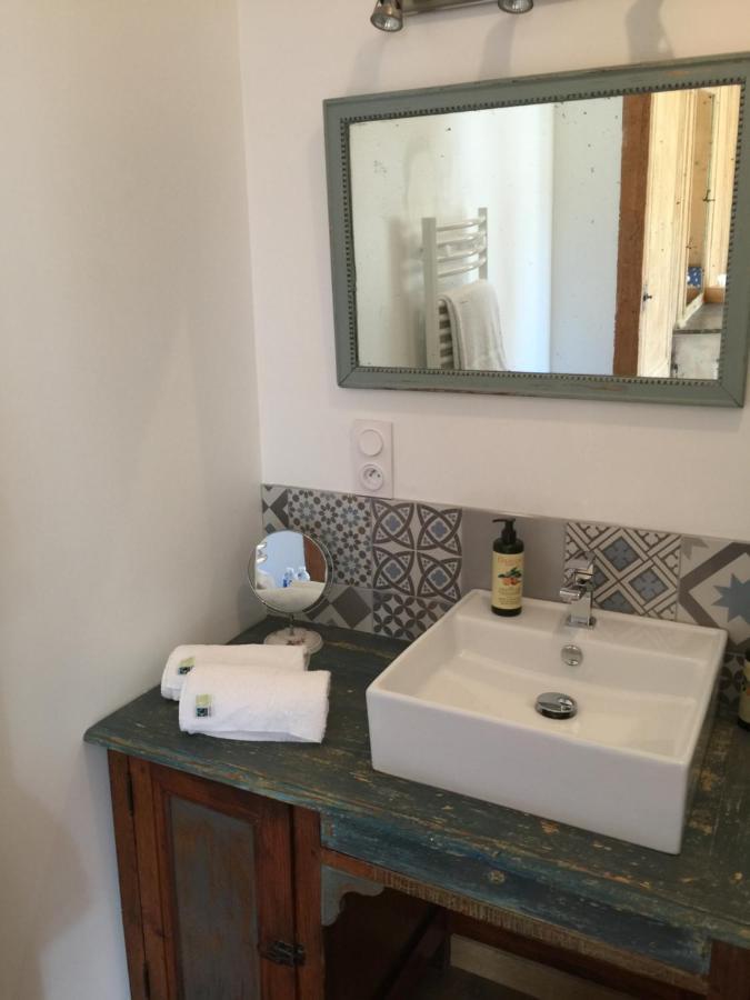 オンフルール ア レコール ビュイソニエール Bed & Breakfast エクステリア 写真