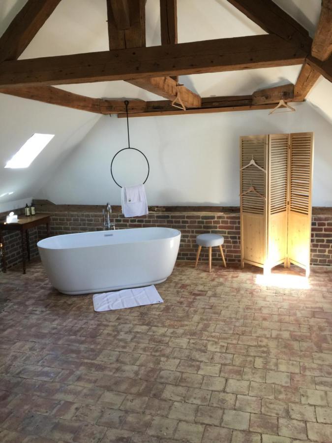 オンフルール ア レコール ビュイソニエール Bed & Breakfast エクステリア 写真