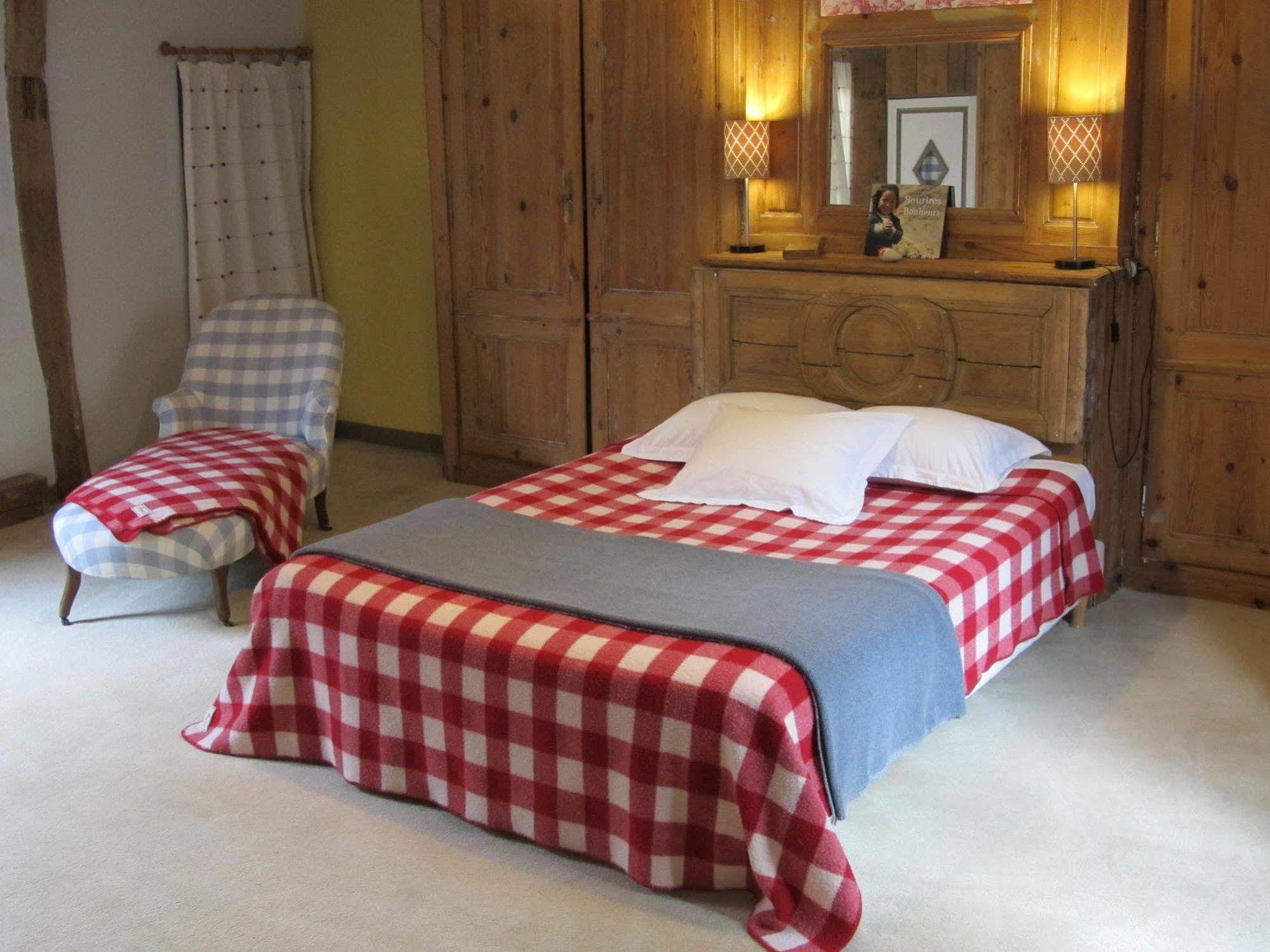 オンフルール ア レコール ビュイソニエール Bed & Breakfast エクステリア 写真